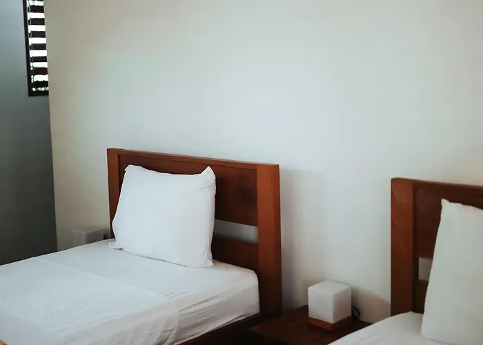 Salvatierra Beachfront Hotel Puerto Coyote